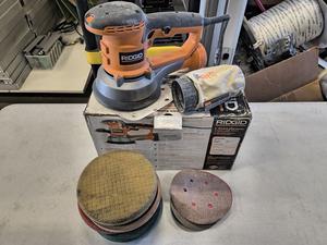 Ridgid R2611 Orbital Sander with Dust Bag, Original Box and More 