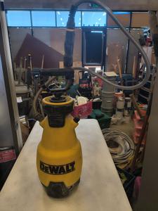 DeWalt Chem Sprayer 