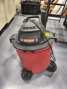 Craftsman 113.179676 Shop Vac (Missing Wheel)