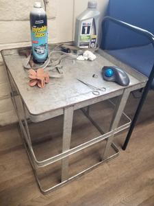 Metal End Table - 18&#34; x 18&#34; x 20&#34; 