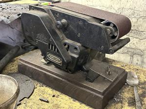 Craftsman 3&#34; Belt Sander - Model 315.11720 (Item is Attached to Workbench) 