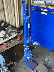Strut Spring Compressor - Model 5ML75