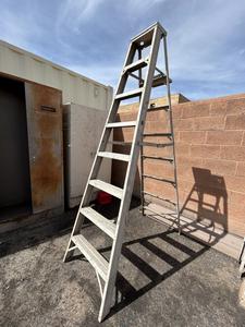 Aluminum 8-Foot Ladder 