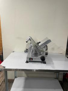 MEAT SLICER - *** BRAND NEW *** MEAT SLICER. SLICE THROUGH BLOCKS OF CHEESE AND CHUNKS OF MEAT WITH EASE. HAM , TURKEY, ROAST BEEF, TRI TIP AND MORE. 
