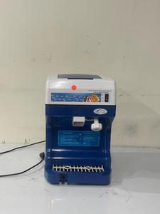 ICE CRUSHER/ SHAVER - *** BRAND NEW *** ICE CRUSHER/ SHAVER MACHINE. CRUSHES UP TO  265 LBS OF ICE AN HOUR. MAKE SNO CONES, SLUSHIES, SMOOTHIES, FRESH FRUIT DRINKS AND MORE.
