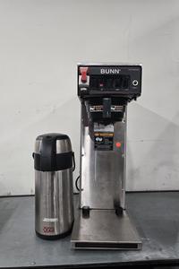 AIRPOT BREWER - BUNN AIRPOT BREWER. BREW COFFEE DIRECTLY INTO AIRPOT. AIRPOTS GREAT TO KEEP COFFE WARM FOR BANQUEST, CHURCHES AND MEETINGS. RETAIL 