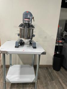 MIXER - *** BRAND NEW *** HEAVY DUTY 12 QT COMMERCIAL MIXER. COMES WITH PADDLE, WHIP AND HOOK. MAKE FRESH HOMEMADE DOUGHS, WHIPS, CREAMS AND MUCH MORE. PERFECT TO ADD TO ANY KITCHEN COMMERCIAL OR RESIDENTIAL. 