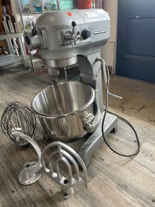 MIXER - HOBART 20 QT MIXER. COMES WITH ATTACHMENTS. HEAVY DUTY COUNTERTOP MODEL. MAKE DOUGH, BATTERS, CUSTARDS WHIP CREAM AND MANY FILLINGS. GREAT TO HAVE IN ANY RESTAURANT
