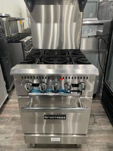 RANGE - *** BRAND NEW *** 24 IN 4 BURNER RANGE. 4 TOP BURNERS FOR COOKING AND OVEN UNDERNEATH TO BAKE, ROAST AND MORE.  GREAT TO HAVE IN ANY RESTAURANT. RETAIL $1200.00