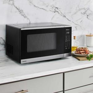 MSRP $200 - Panasonic 1.3 cu. ft. Inverter Microwave, 1200W - NN-SC67NS (Renewed) _ SR048