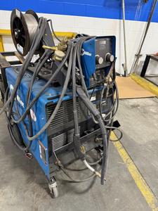 Lincoln CP 302 CV/DC Welding Power Source with Miller Series Wire Feeder on Wheels