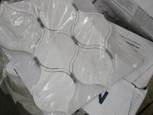 PARTIAL PALLET DALTILE LUXECRAFT WHITE 6 BY 6 IN. GLAZED CERAMIC ARABESQUE WALL TILE  AS IS 