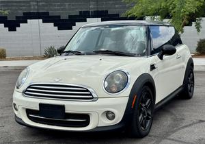 2011 MINI Cooper 2 Door Hatchback VIN# WMWSU3C58BT184513