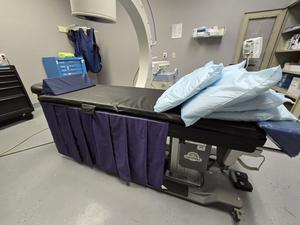 Oakworks CFPM100 Pain Management C-Arm Imaging Table with Rectangular Top (Bed Only) - Sold at AuctionAZ for $2,550