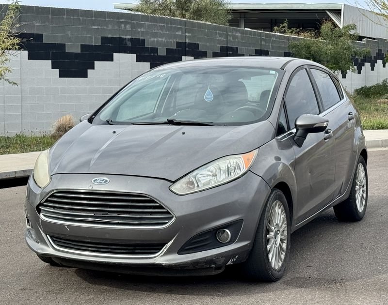 2014 Ford Fiesta Titanium 4 Door Hatchback
