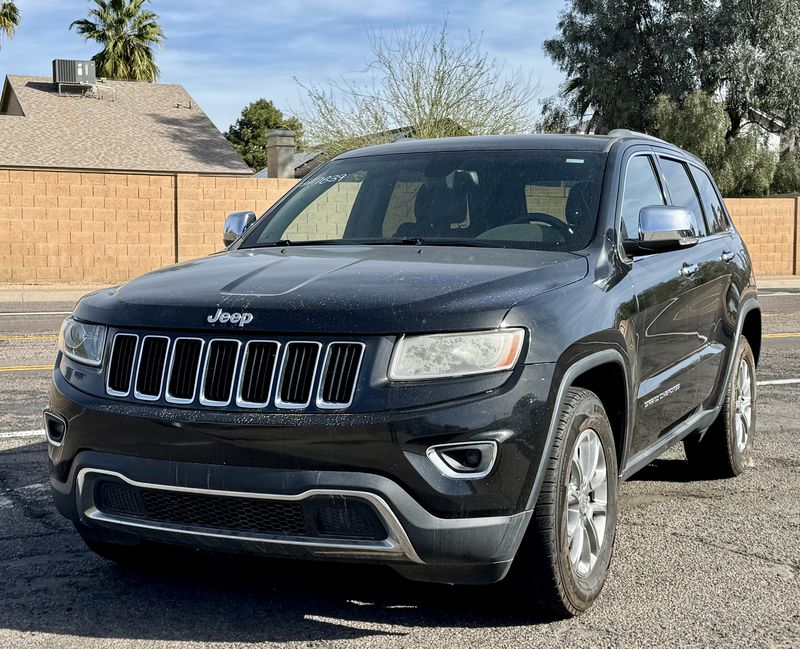 2014 Jeep Grand Cherokee Limited 4 Door SUV