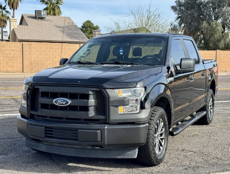 2017 Ford F-150 XL 4X4 4 Door Crewcab Pickup Truck