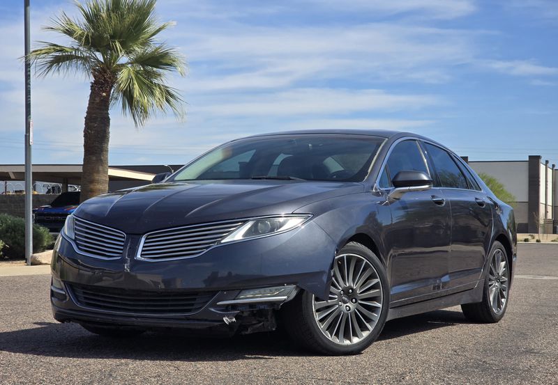 2013 Lincoln MKZ 4 Door Sedan