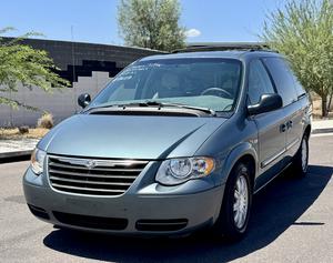 2006 Chrysler Town & Country Touring 4 Door Mini Van VIN# 2A4GP54L36R722048