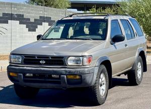 1998 Nissan Pathfinder SE 4 Door SUV VIN# JN8AR05Y0WW234786***Salvage Title***Possible Previous Air Bag Deployed***Current Emissions***