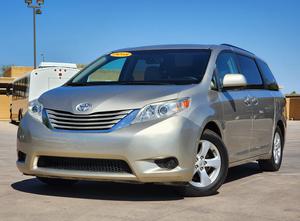 2015 Toyota Sienna LE 4 Door Mini Van -With Reserve- - Sold at AuctionAZ for $11,000