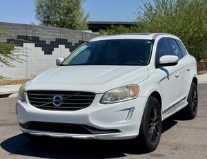 2015 Volvo XC60 T5 Drive-E Premier 4 Door SUV VIN# YV440MDK7F2672622