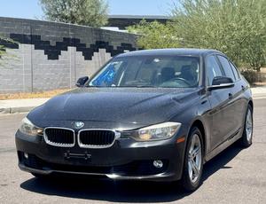 2013 BMW 3 Series 328i 4 Door Sedan VIN# WBA3A5G50DNP24737
