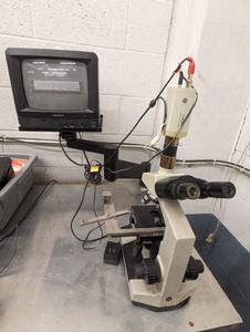 Stereoscopic Microscope with YHDO Color CCD Camera and 10 Monitor Auction