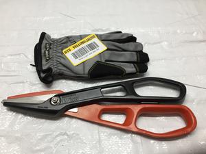 (2) Assorted Items