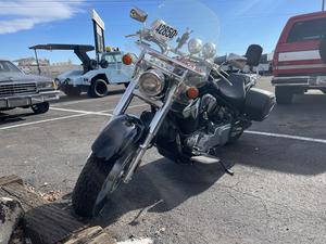 2015 Honda Interstate Motorcycle Reserve- - Sold at AuctionAZ for $3,700