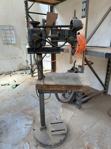 220V Delta Drill Press