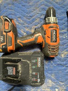 18V Lithium Ridgid Drill With Charger 