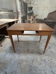 Wooden Table Without Center Drawer 