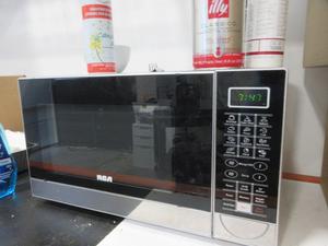 RCA Household Microwave Oven 