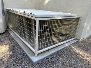 Metal Dog House with Doggy-Door 